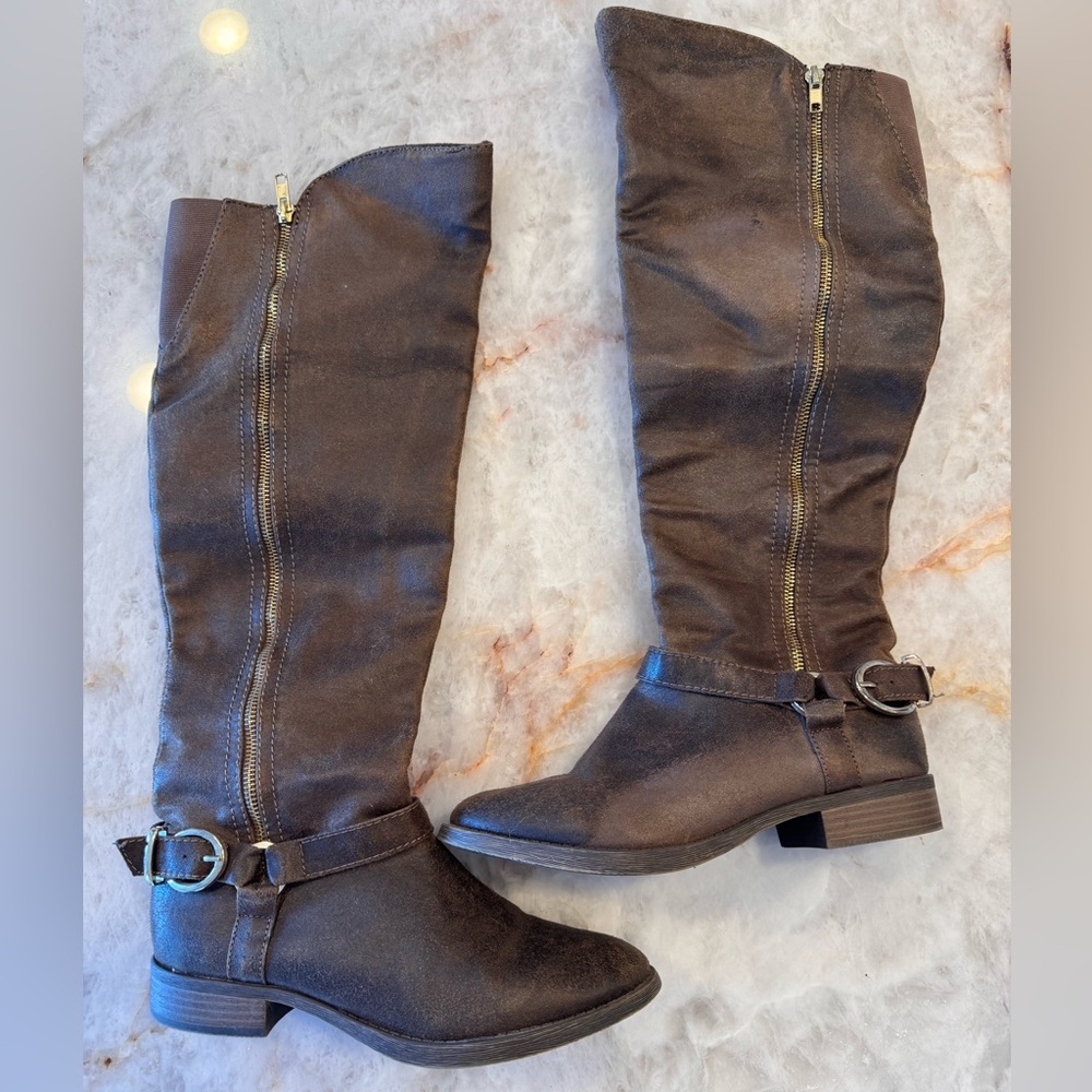 Brown Knee-High Boots with Buckle Detail